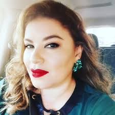 <em><strong>Mari Carmen A.</strong></em>